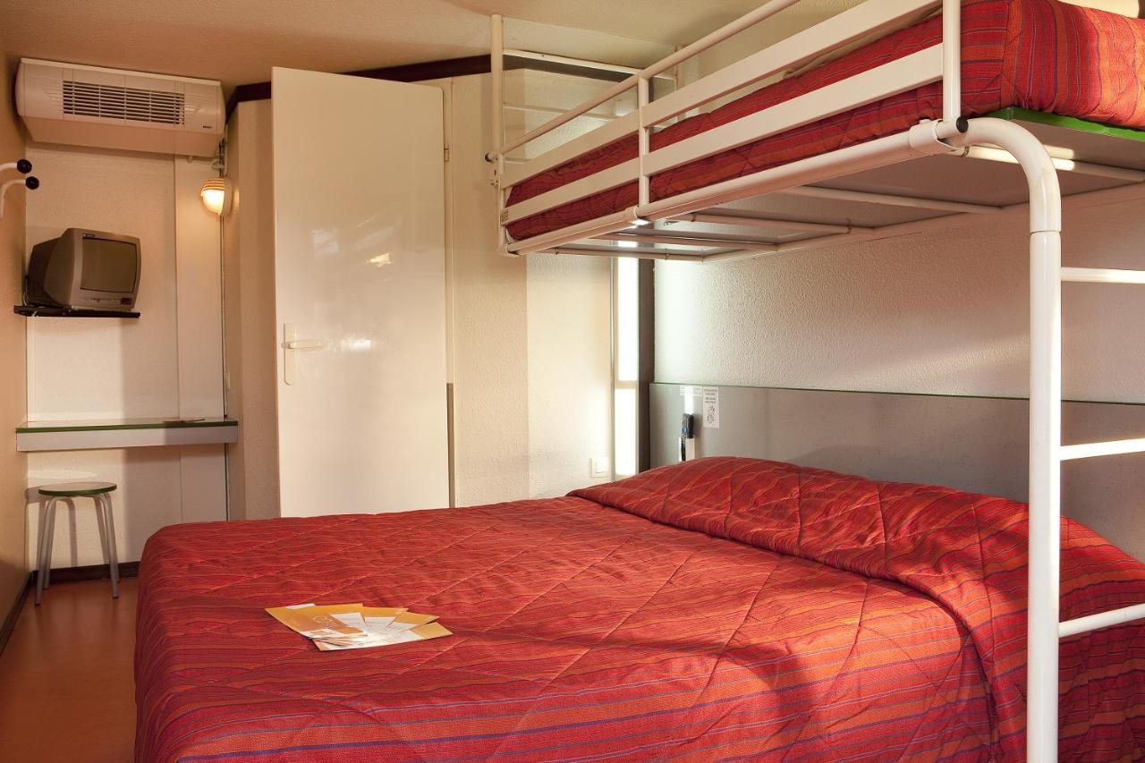 Premiere Classe Evreux Luaran gambar A typical room at the hotel