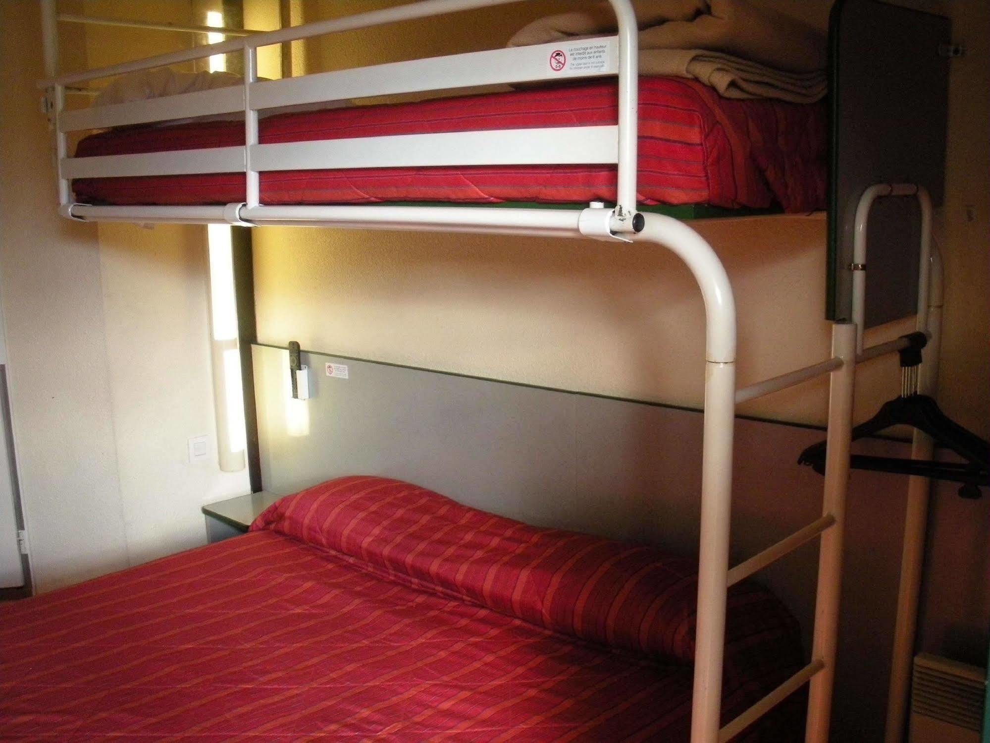 Premiere Classe Evreux Luaran gambar A bunk bed